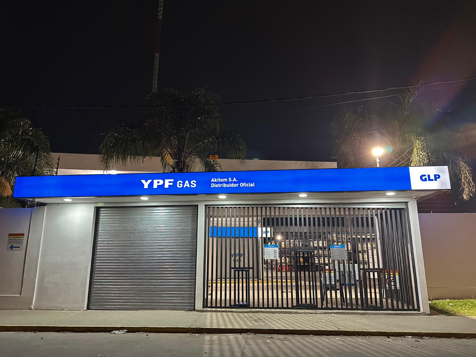 ¡Vení a comprar tu garrafa YPF Gas al Depósito Moreno!